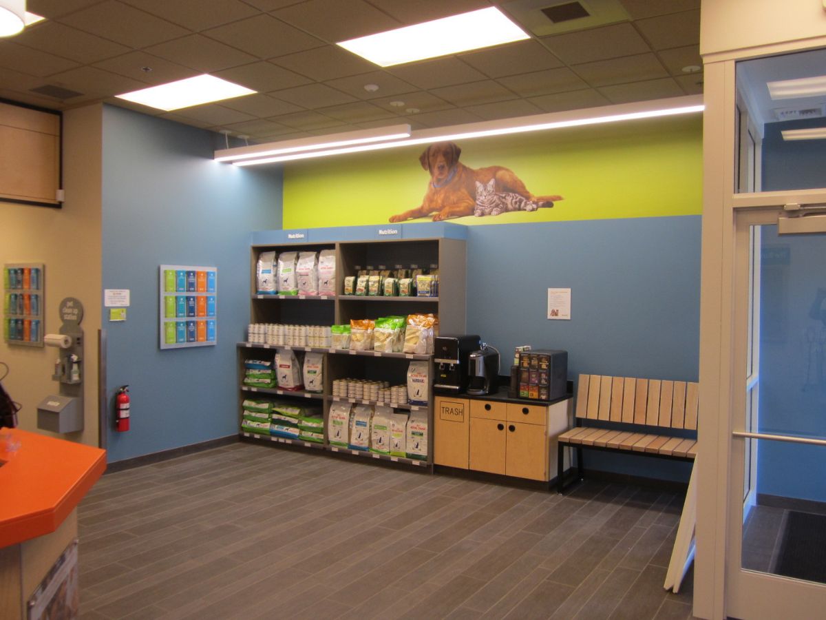 The Banfield Huntington Marina hospital lobby and shop