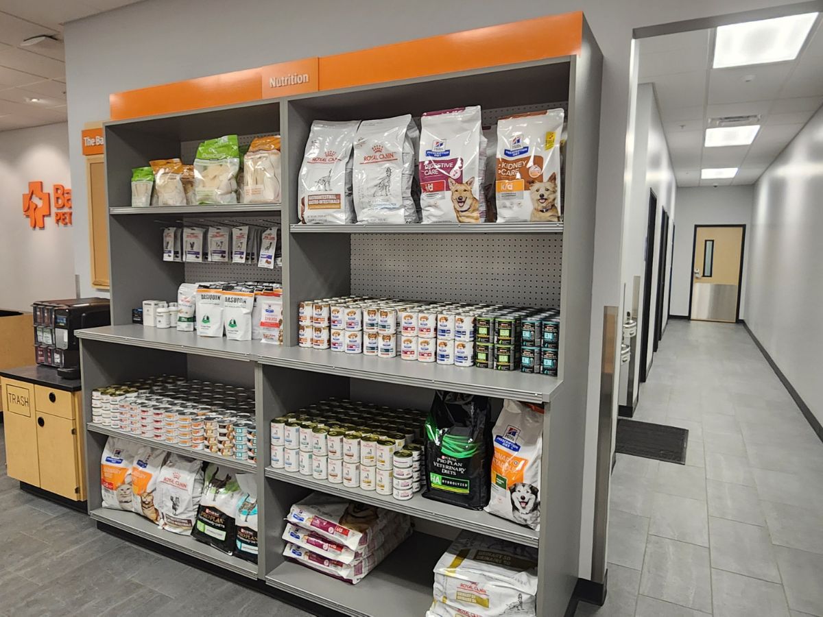 The food and supply shelves at the Waite Park Marketplace Banfield hospital