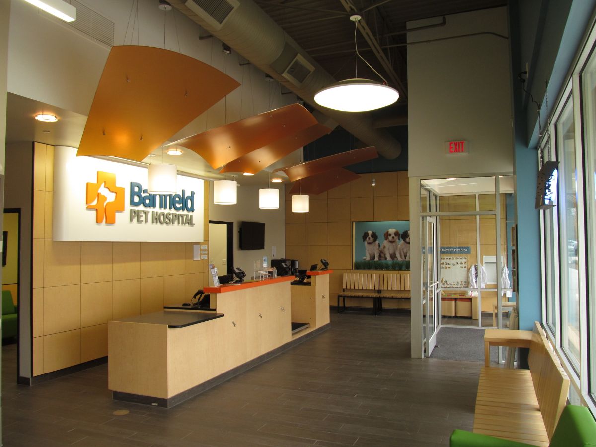 The Banfield Pet Hospital: Durham Southpoint front desk