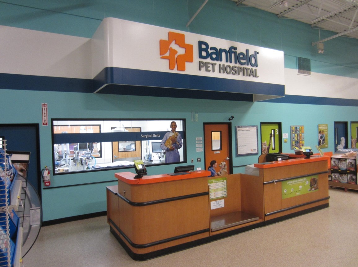 Front desk and front lobby of Broomfield