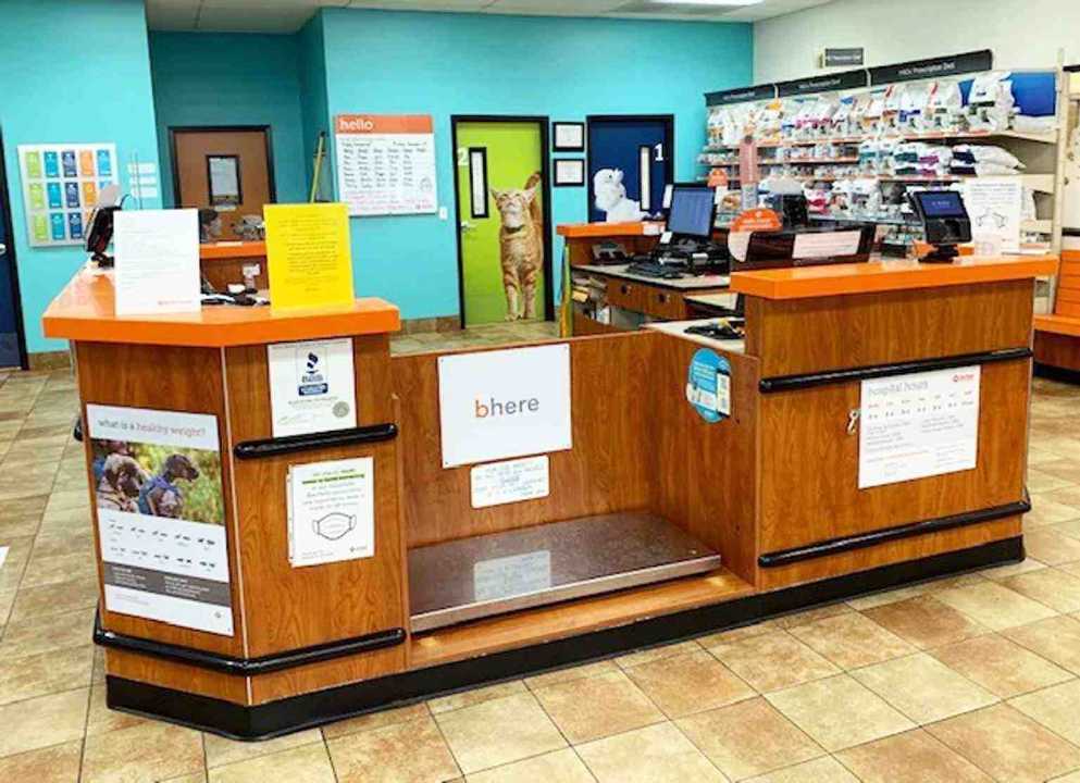 The front desk at the Banfield Pet Hospital