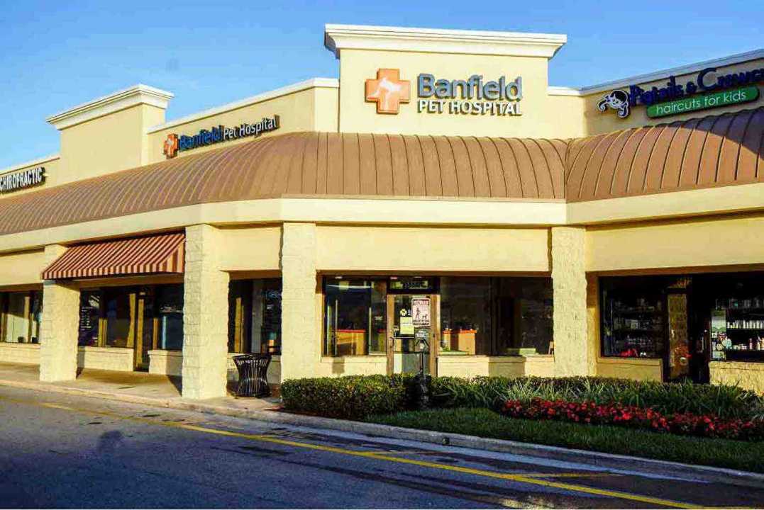 Entrance of the Banfield Pet Hospital