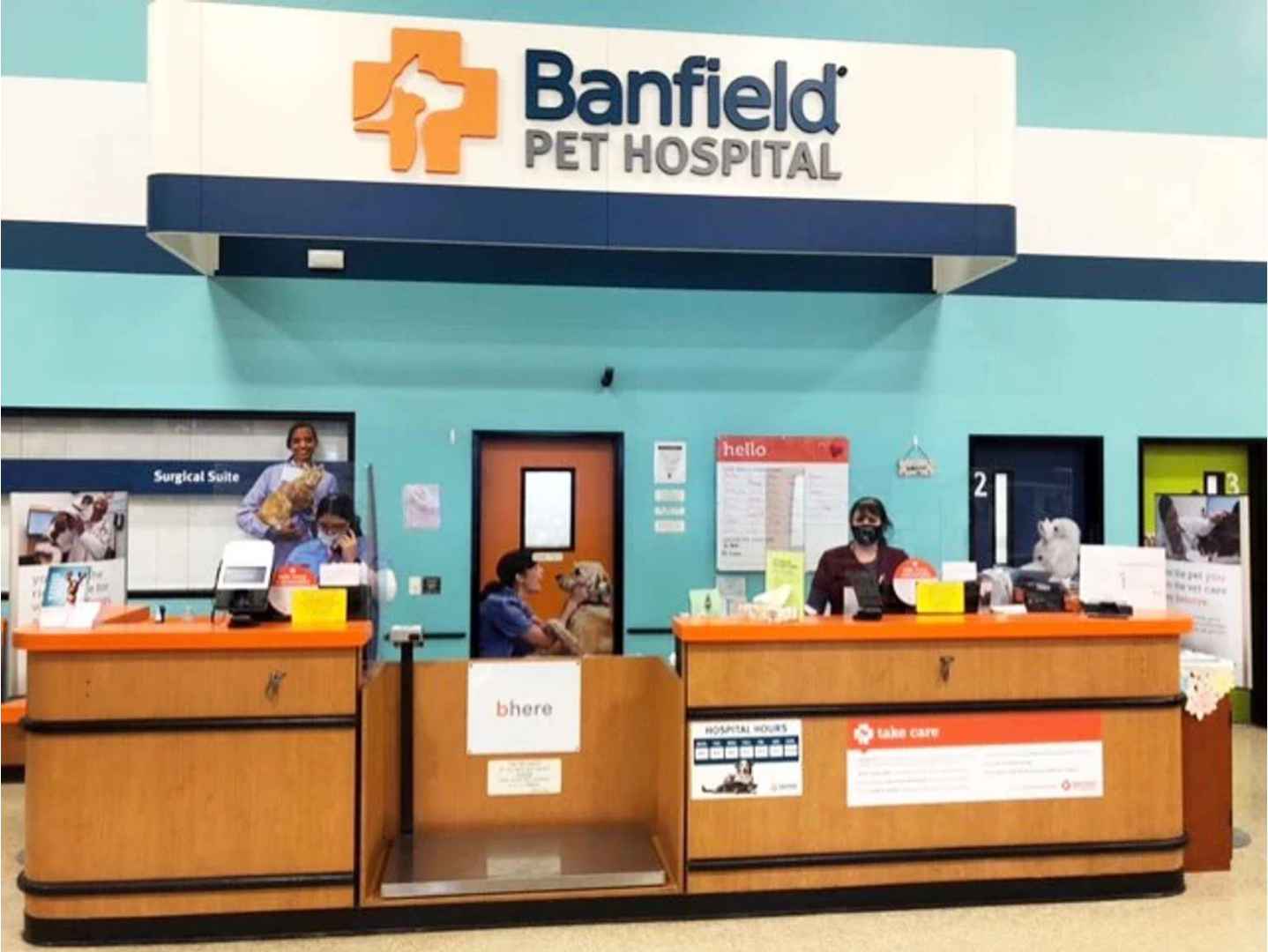 The front desk at the Banfield Pet Hospital